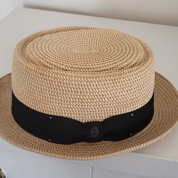 Hat - Picture 1 of 3